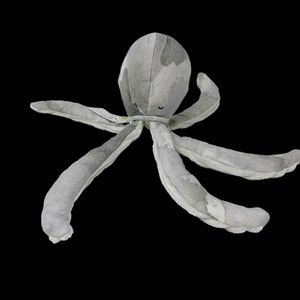 Animal‎ Adventure Squid Octopus Muslin Plush Rattle Gray White Baby Lovey Ribbed